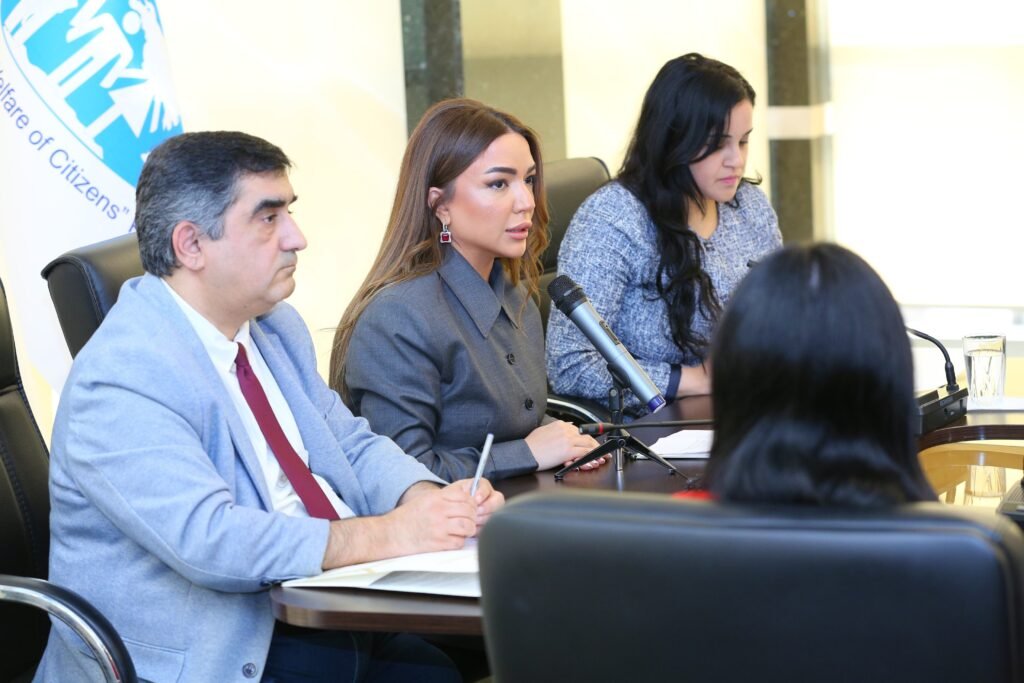 Azərbaycan Milli QHT Forumunun ofisində brifinq keçirilib