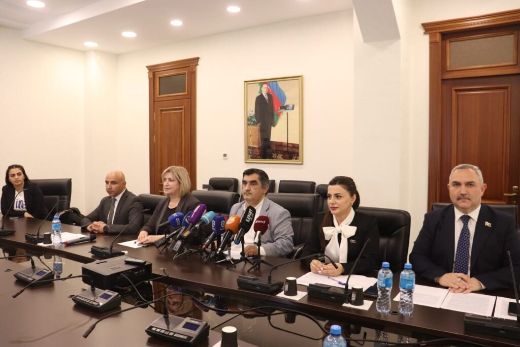 AMQF 1 illik fəaliyyətinə dair ictimai hesabat verdi