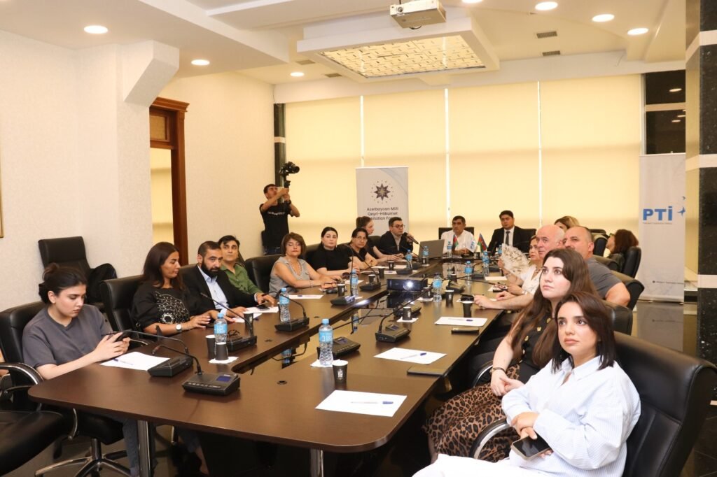 Azərbaycan Milli QHT Forumunda səhiyyə profili QHT-lər cəmiyyəti irsi xəstəliklərə qarşı mübarizədə səfərbərliyə çağırıb